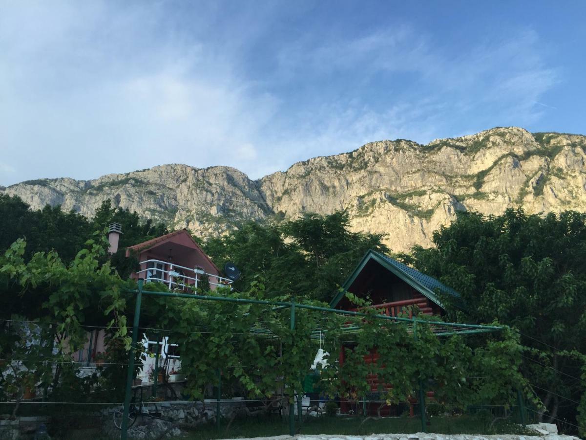 Village Ostrog Nikšić